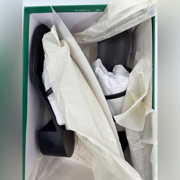 J.Crew Toe-ring block-heel sandals in leather - Picture 4 of 8